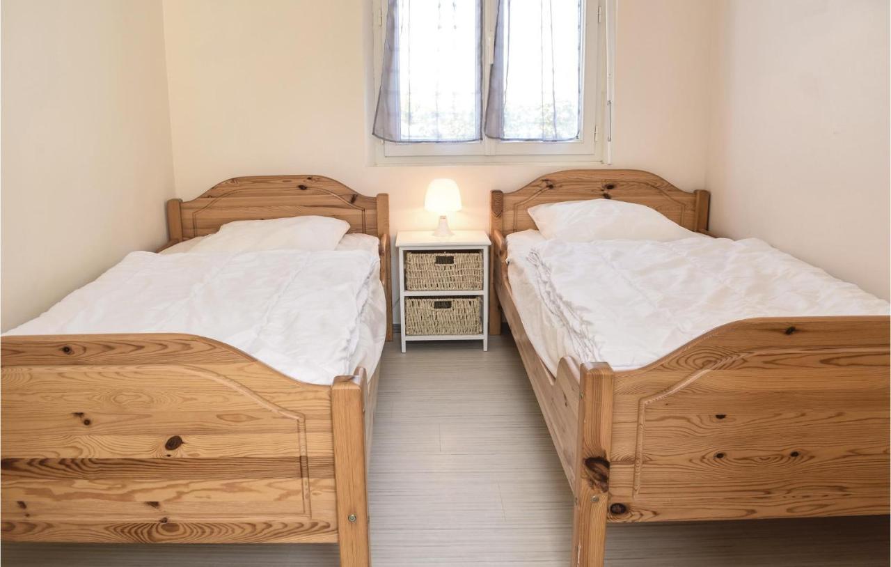 Stunning Home In St, Marcouf De Lisle With Wifi Saint-Marcouf Exteriér fotografie
