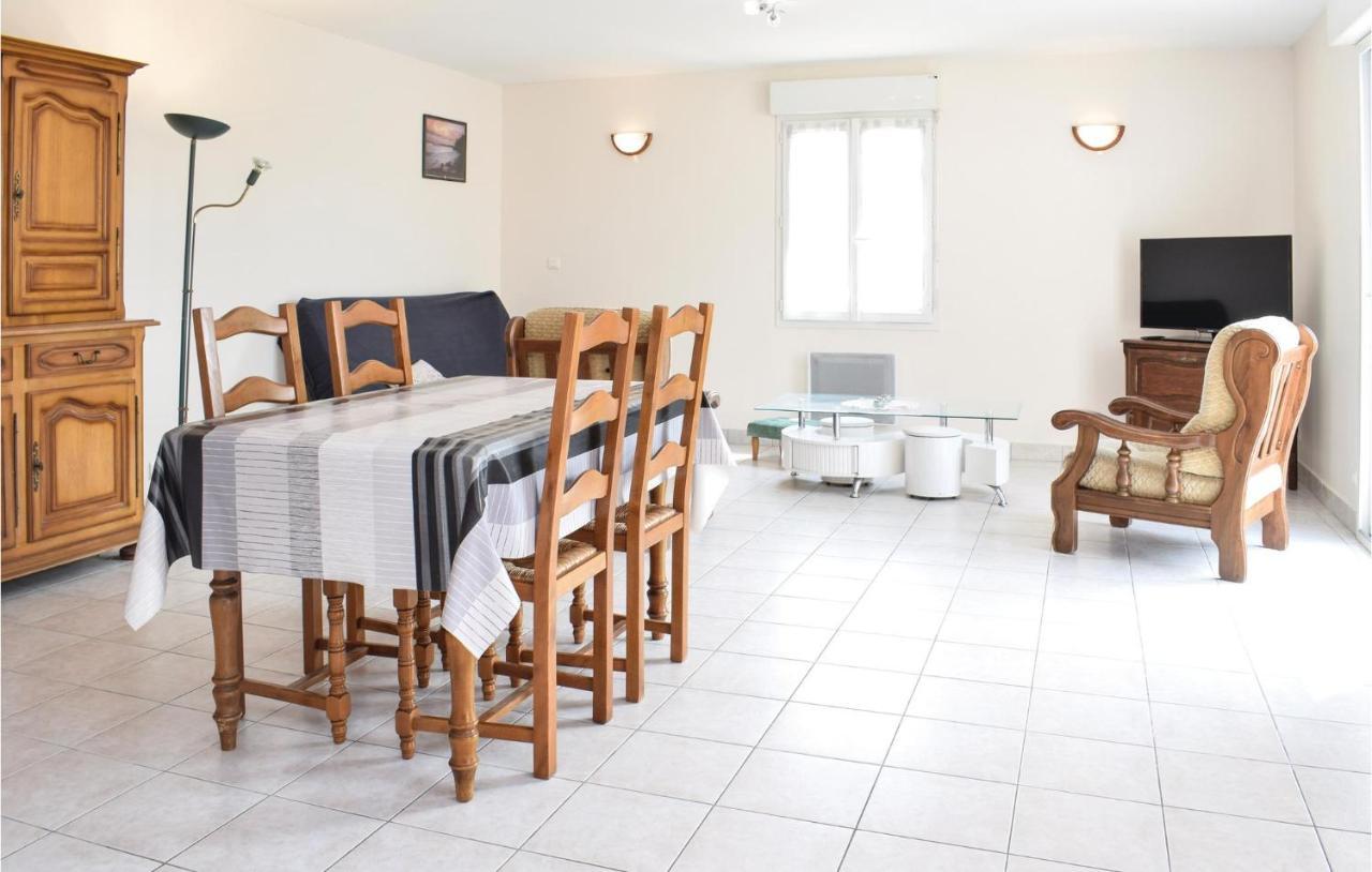 Stunning Home In St, Marcouf De Lisle With Wifi Saint-Marcouf Exteriér fotografie